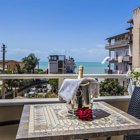 Le Notti Di Morfeo Bed and Breakfast San Leone Εξωτερικό φωτογραφία